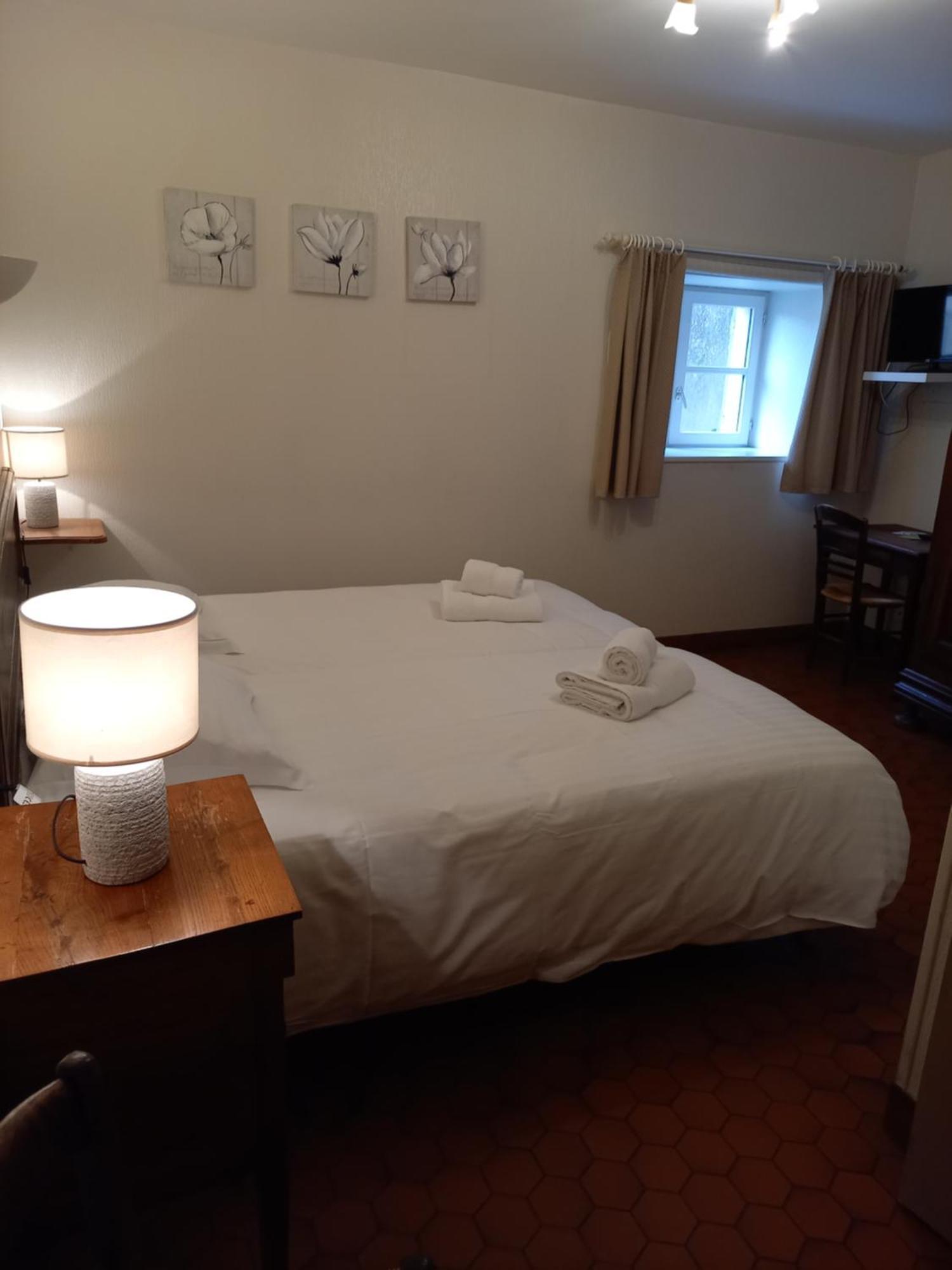 Hotel De La Halle Nolay  Zewnętrze zdjęcie