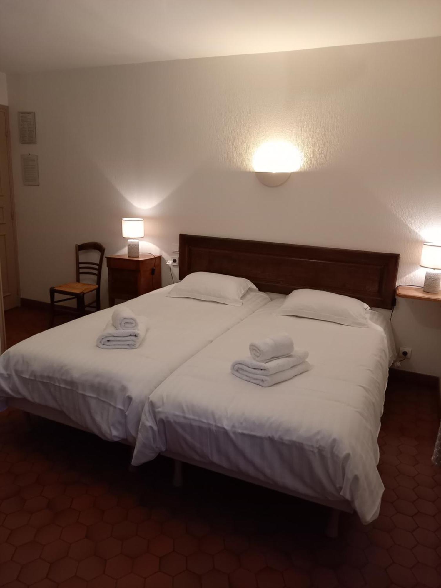 Hotel De La Halle Nolay  Zewnętrze zdjęcie