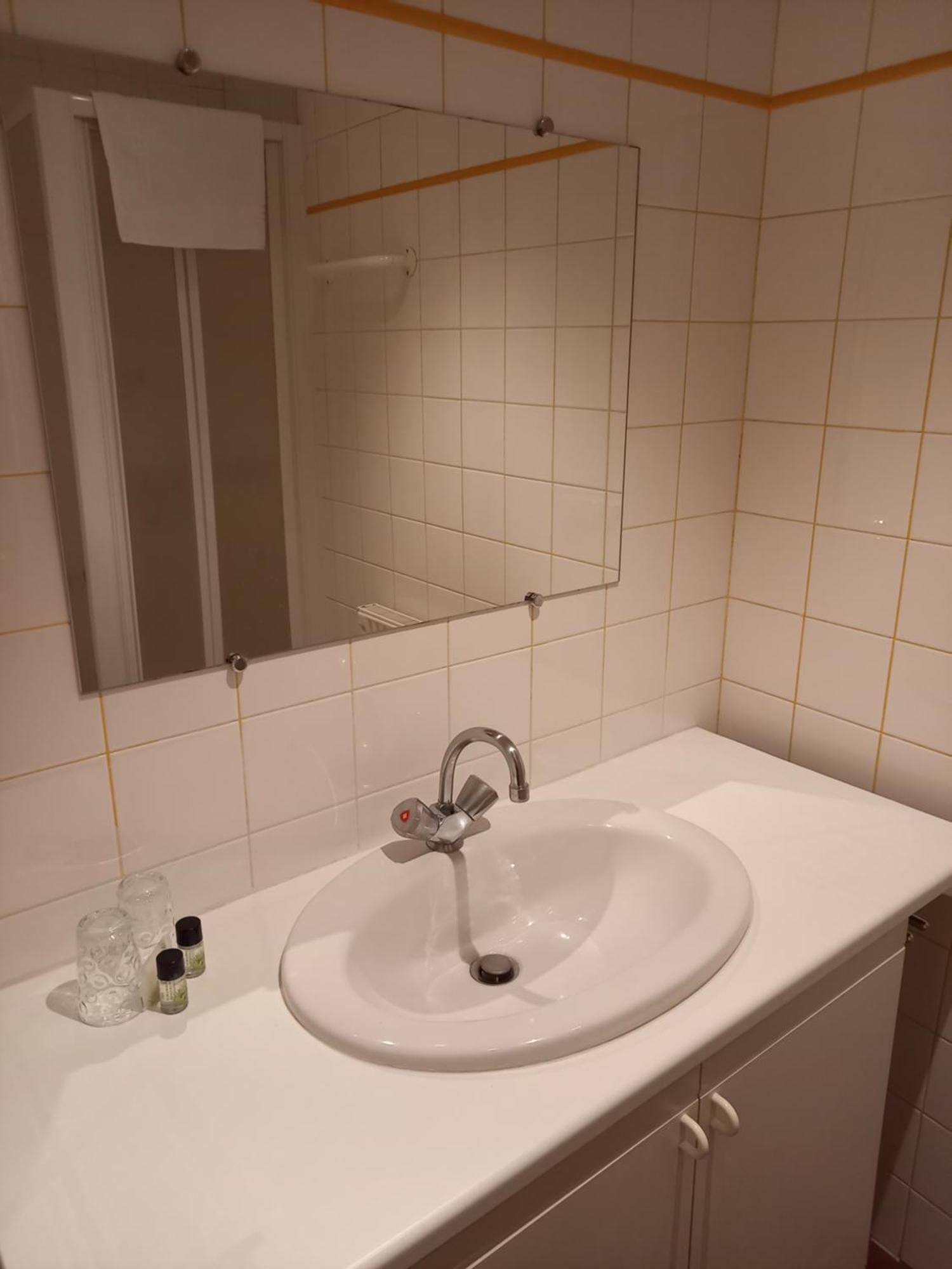 Hotel De La Halle Nolay  Zewnętrze zdjęcie