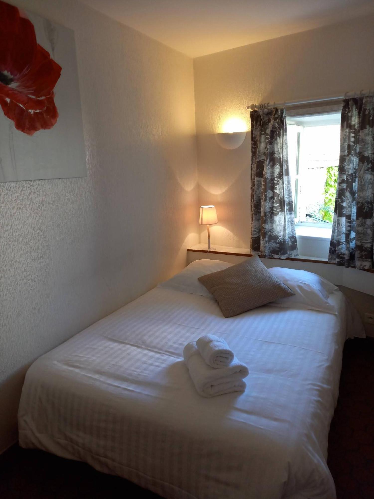 Hotel De La Halle Nolay  Zewnętrze zdjęcie