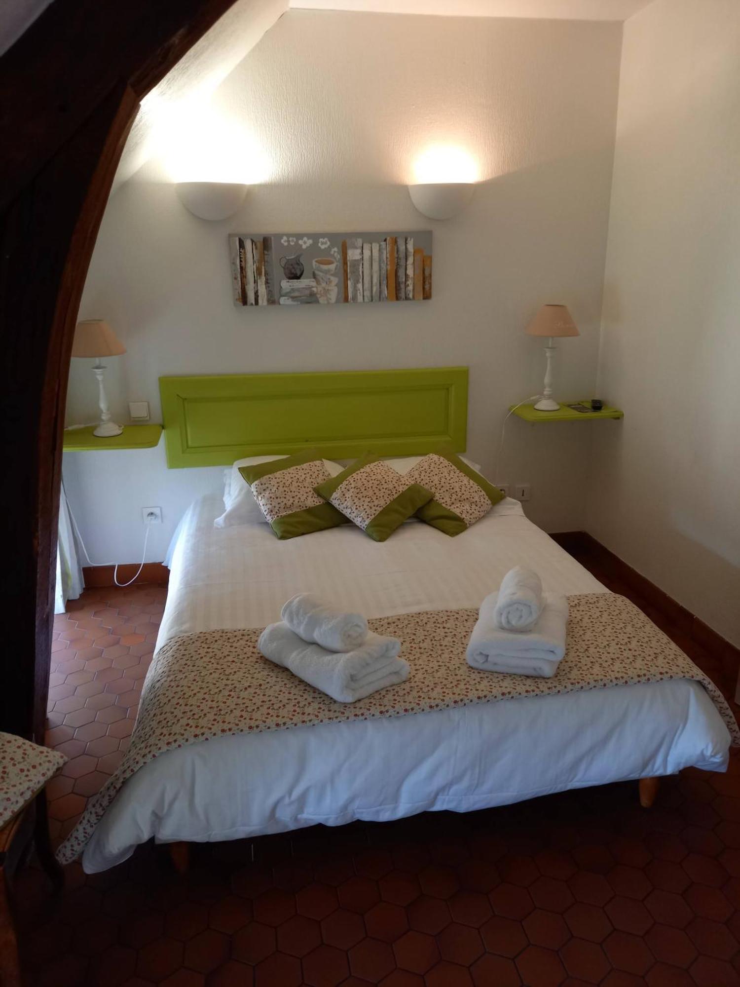 Hotel De La Halle Nolay  Zewnętrze zdjęcie